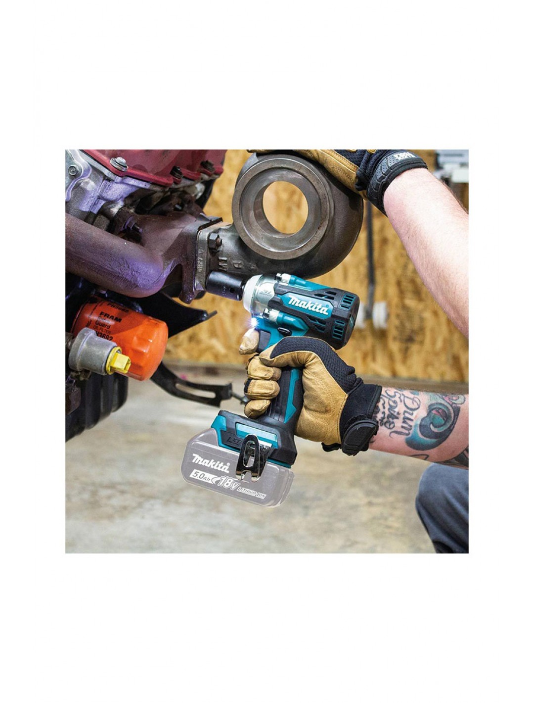 Makita DTW300RTJ 18V 5Ah Li-ion Akülü Darbeli Somun Sıkma Makita DTW300RTJ 18V 5Ah Li-ion Akülü Darbeli Somun Sıkma